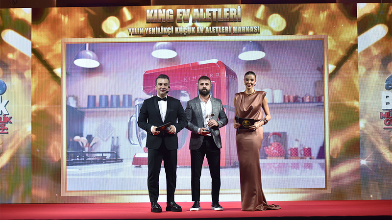 Uluslararası Girişimcilik ve Başarı Ödülleri Töreninde  “Yılın Yenilikçi Küçük Ev Aletleri Markası” Ödülüne Layık Görüldük!